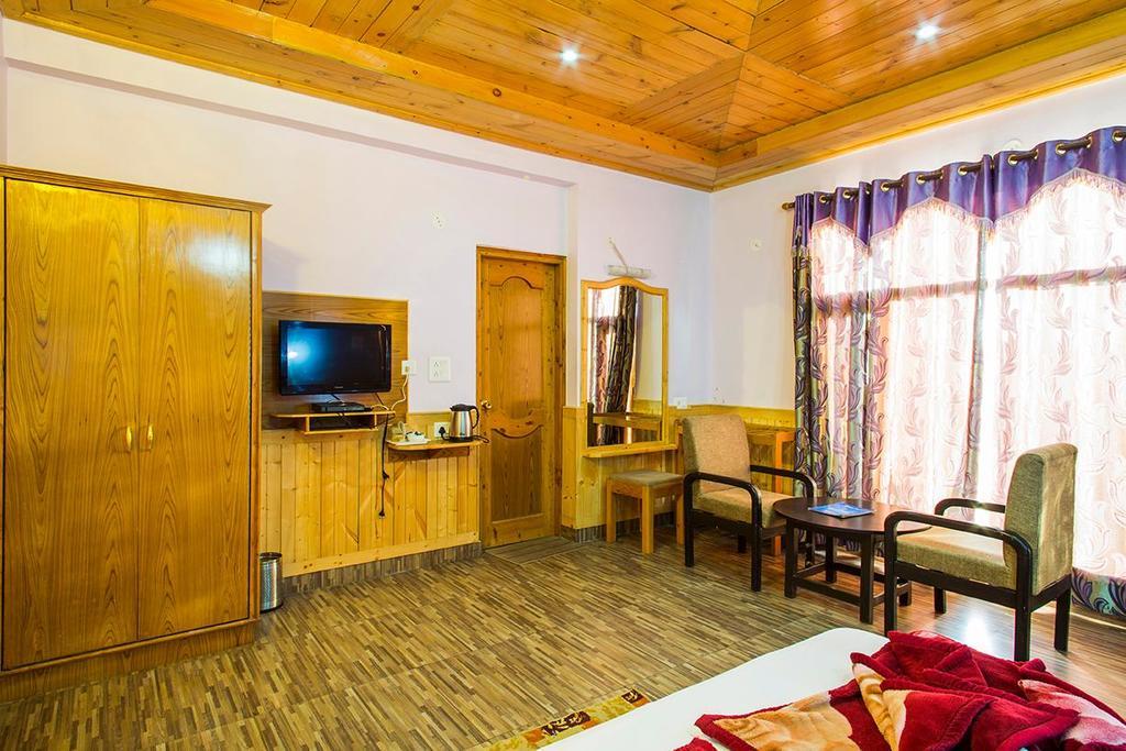 Village Live In Resort Chail Eksteriør bilde