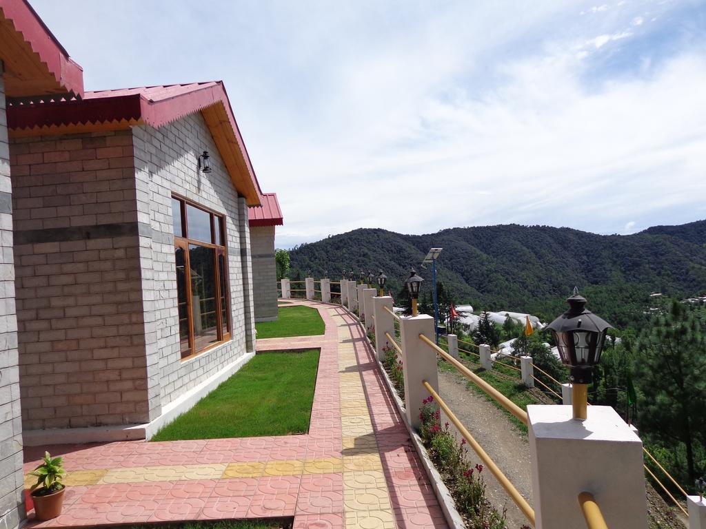 Village Live In Resort Chail Eksteriør bilde