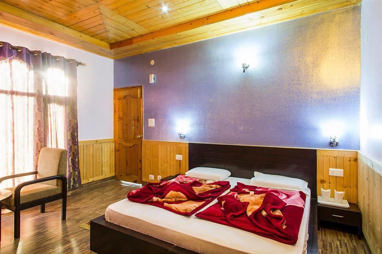 Village Live In Resort Chail Eksteriør bilde